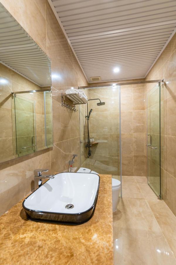 Cm Hotel & Apartment Hai Phong Exterior foto